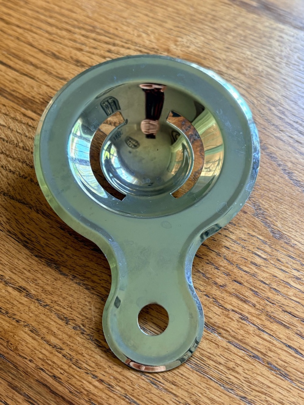 Vintage Metal Egg Separator with Handle - Picture 5 of 9